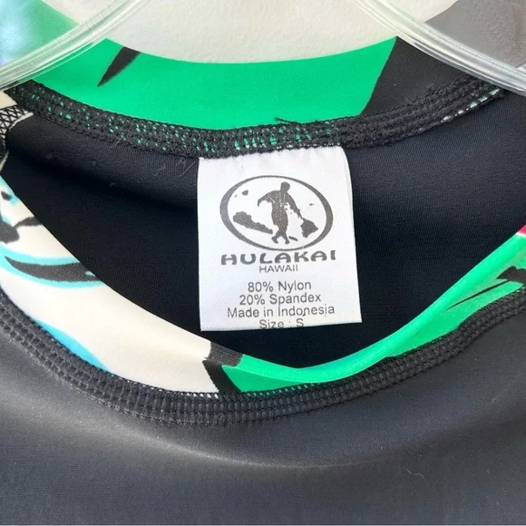 Hulakai women’s short sleeved rash guard - Picture 3 of 5